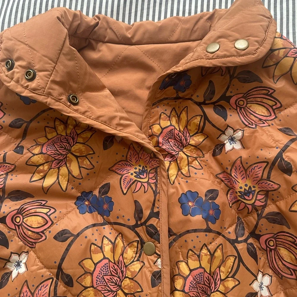 Marine Layer Reversible Quilted Jacket - Picture 2 of 7